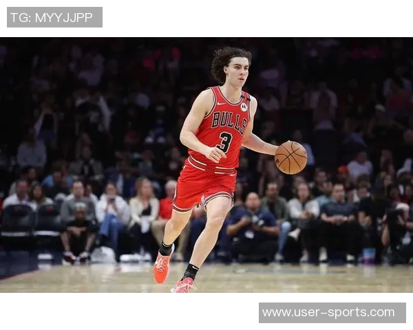 兰德尔全场最高得分22分表现出色16投7中并贡献27分8板7助3断