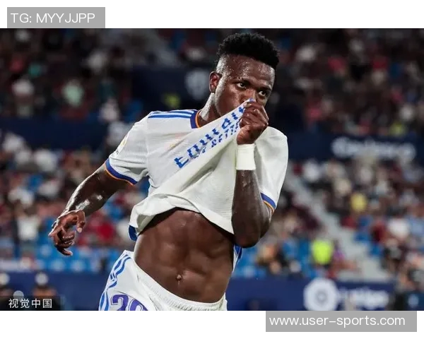 库尔图瓦：我百分百相信维尼修斯，因对方捂嘴真相永远不得而知